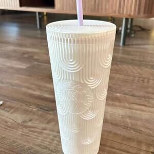 Starbucks 24 Oz Plastic Tumbler Pearly White